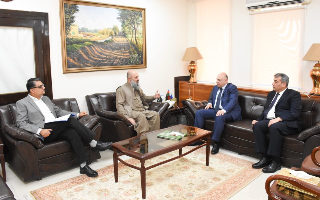 Pakistan, Azerbaijan Commit to enhance bilateral trade, economic cooperation